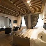 Otel Relais La Corte Dei Papi 5*