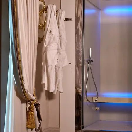 Отель Relais La Corte Dei Papi