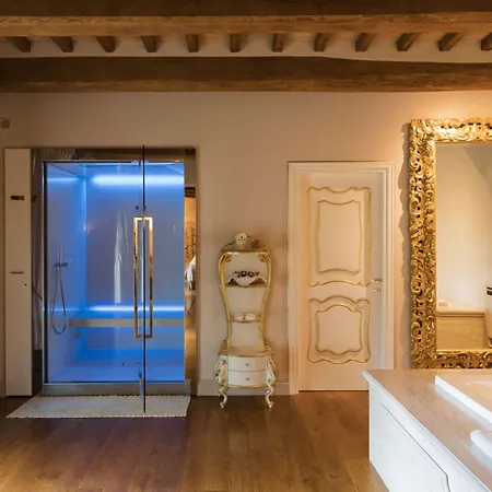 Отель Relais La Corte Dei Papi