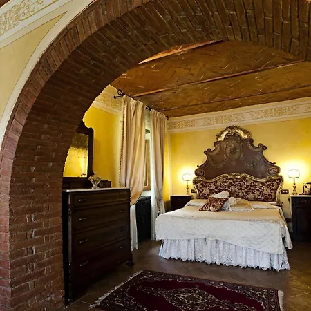 Relais La Corte Dei Papi 5*